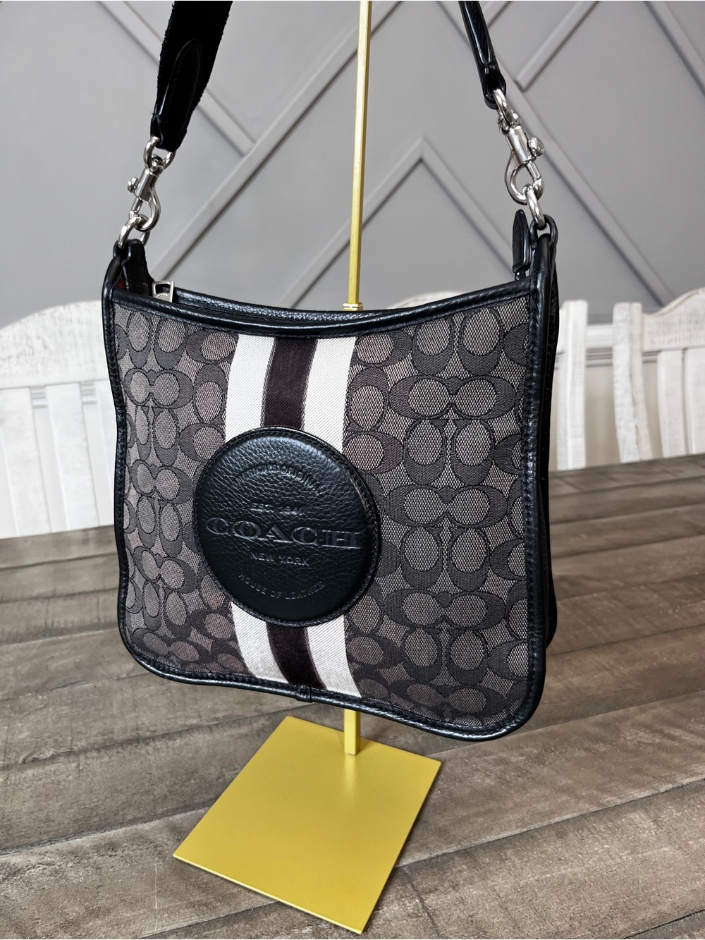 Coach Dempsey File Bag
CA195 Signature Jacquard
Stripe Crossbody Black
Smoke
